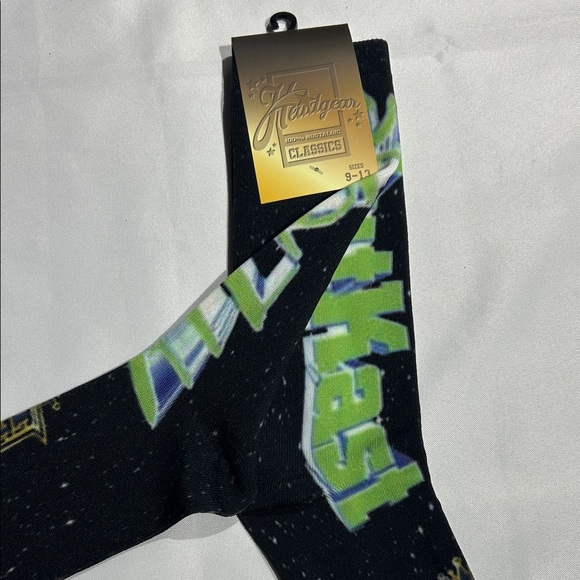 OutKast Black and Green Casual Socks - Picture 2 of 5